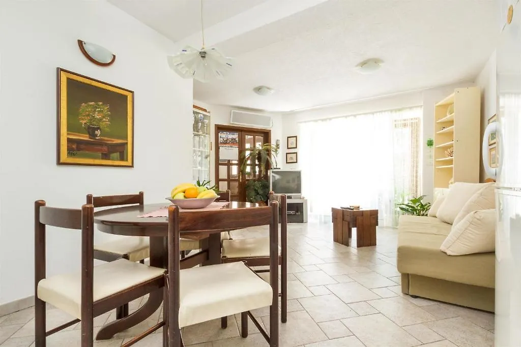 Apartments Varos Split