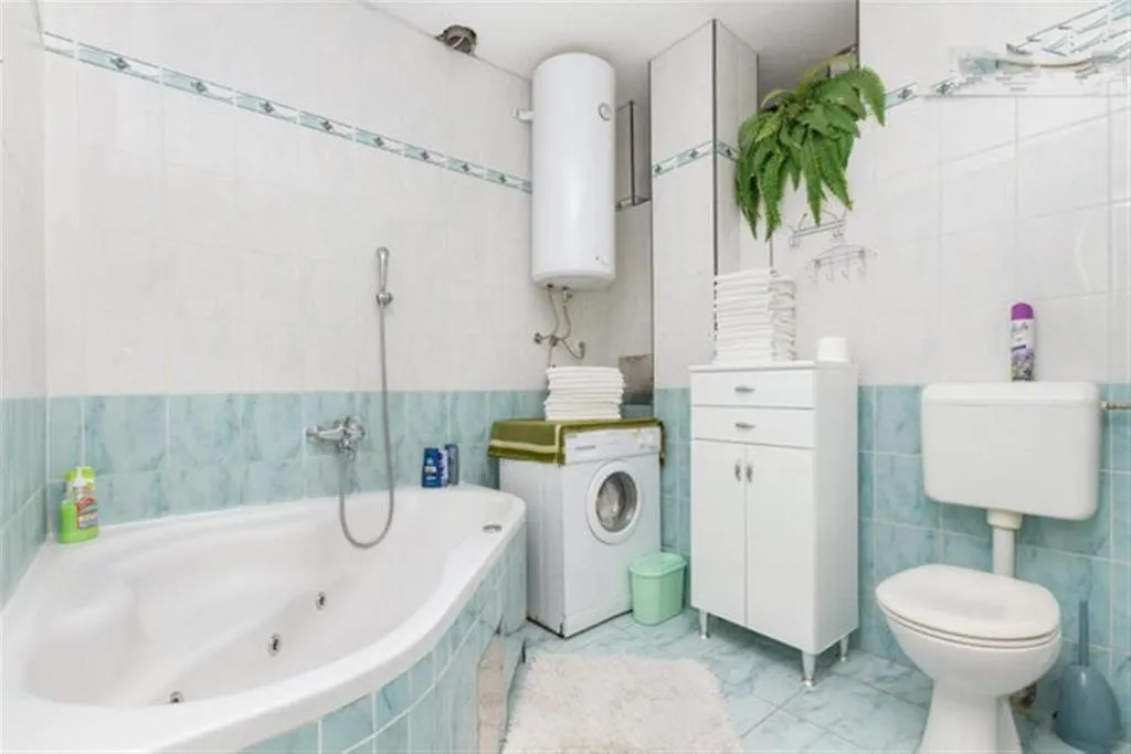Apartments Varos Split 0*,  Croacia