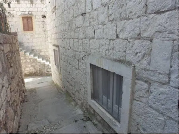 Apartments Varos Split 0*,